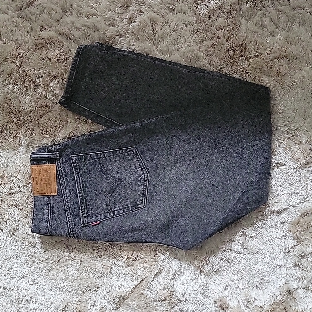 Levis Wedgie jeans